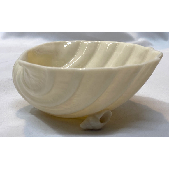 Belleek Irish Porcelain Shell Dish Sugar Bowl Green Mark 1950s - Picture 1 of 6